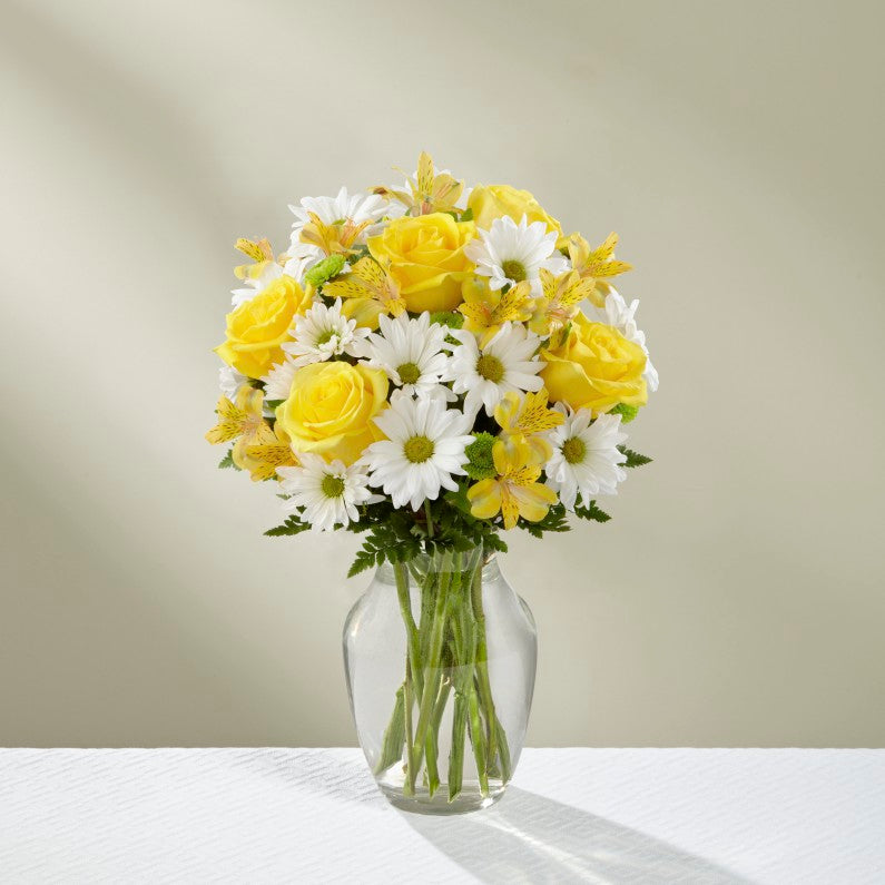 The FTD® Sunny Sentiments™ Bouquet – Indio Florist, Indio CA