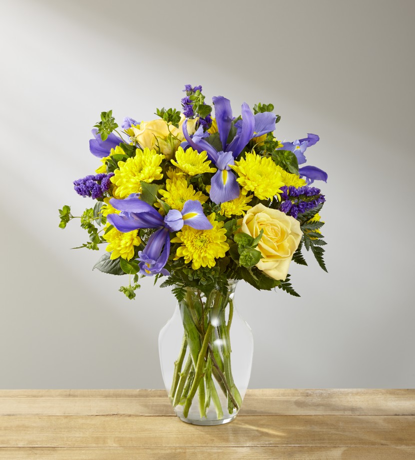 The FTD® Cottage View™ Bouquet