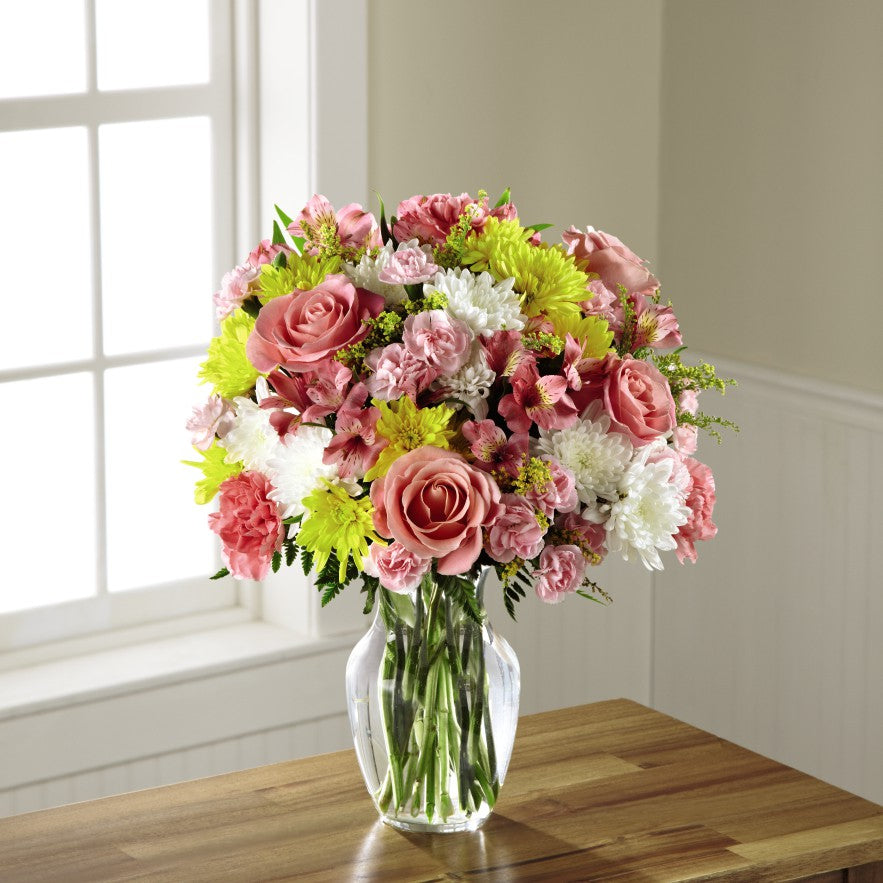 The FTD¨ Sweeter Than Everª Bouquet
