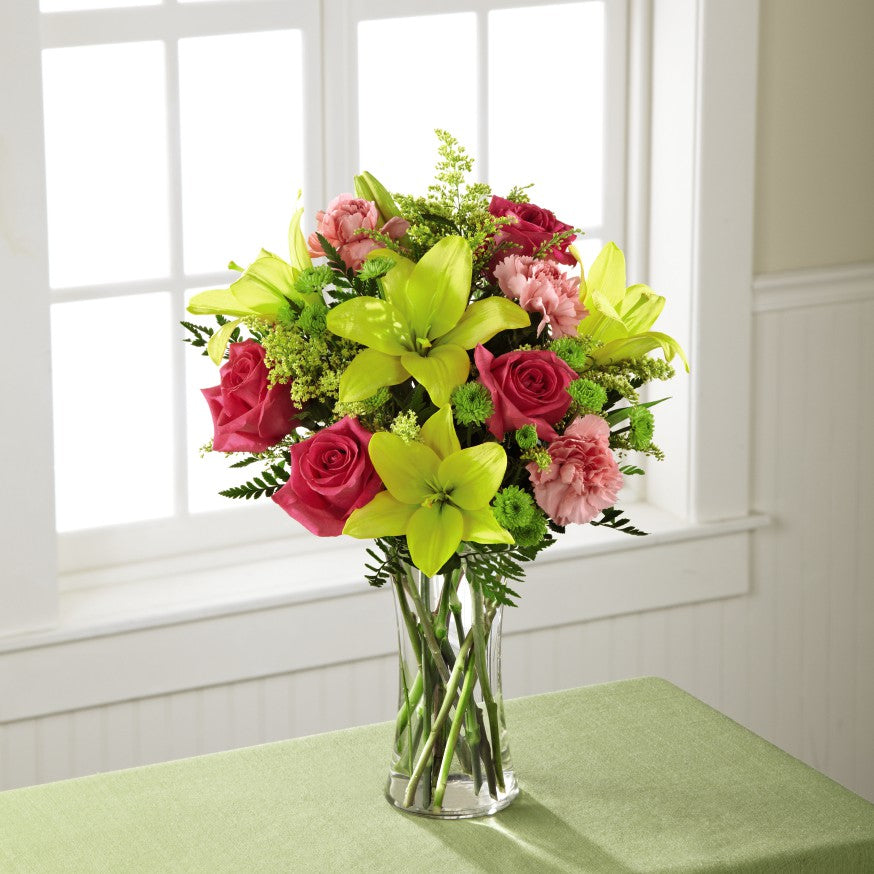 The FTD¨ Bright & Beautifulª Bouquet