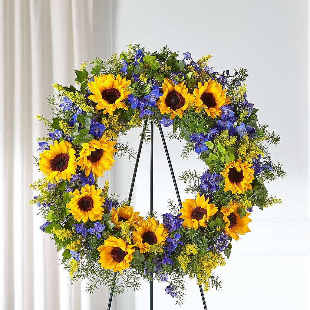 Bright Rays Wreath – Indio Florist, Indio CA