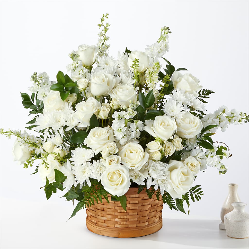 Heartfelt Condolences Arrangement – Indio Florist, Indio CA