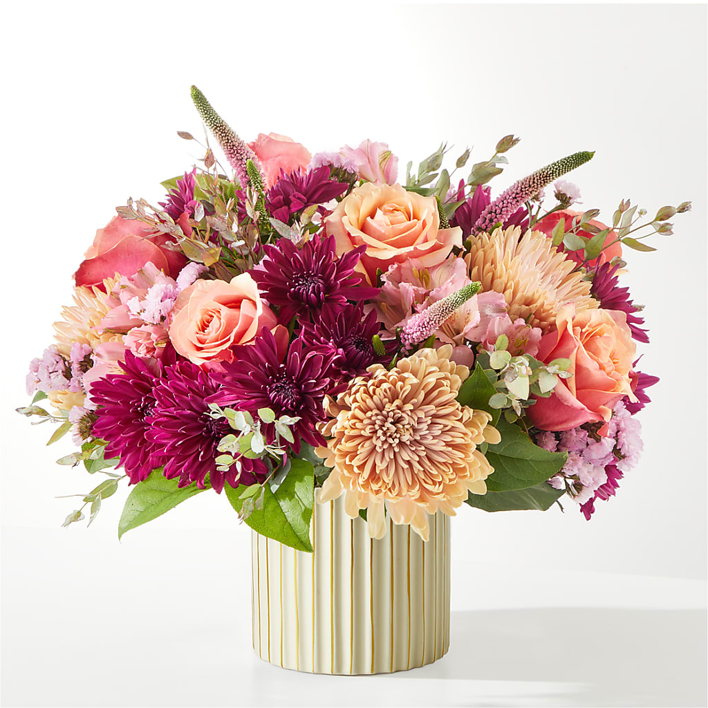 Berry Cobbler Bouquet with Ivory Vase – Indio Florist, Indio CA