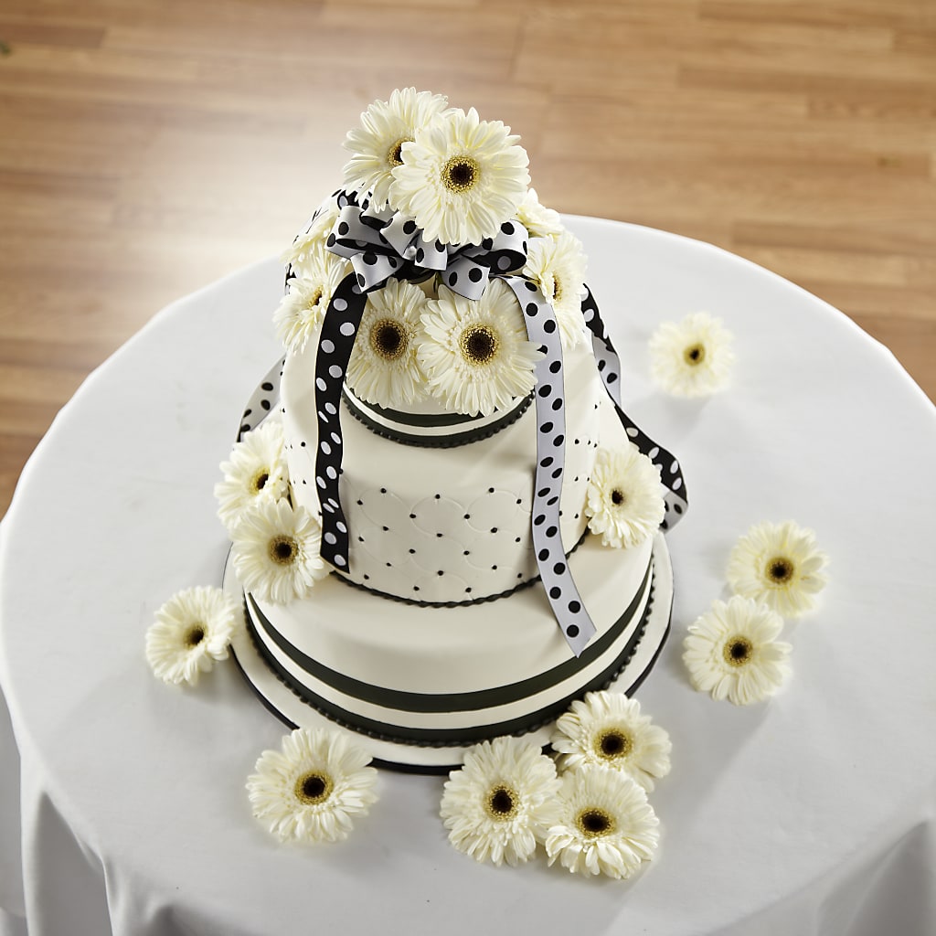 Simple Sophistication Cake Décor – Indio Florist, Indio CA