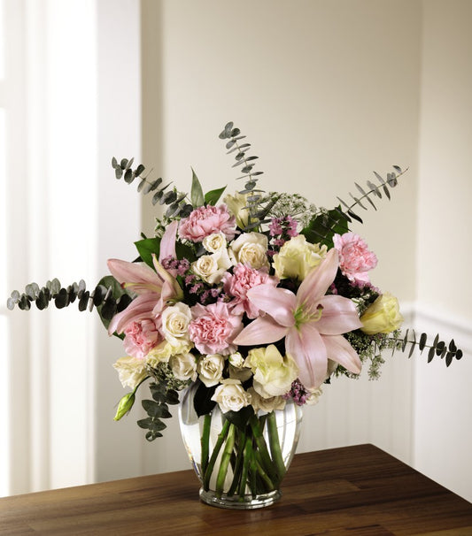 The FTD¨ Classic Beautyª Bouquet