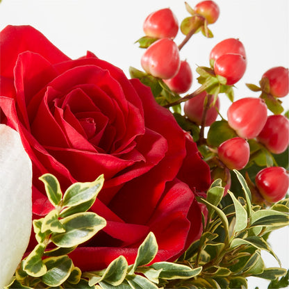 Snowy Wonderland Bouquet –  Indio Florist, Indio CA