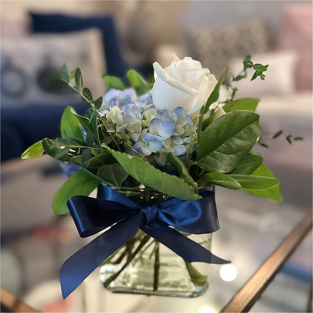 Sky Blue Delight Bouquet –  Indio Florist, Indio CA