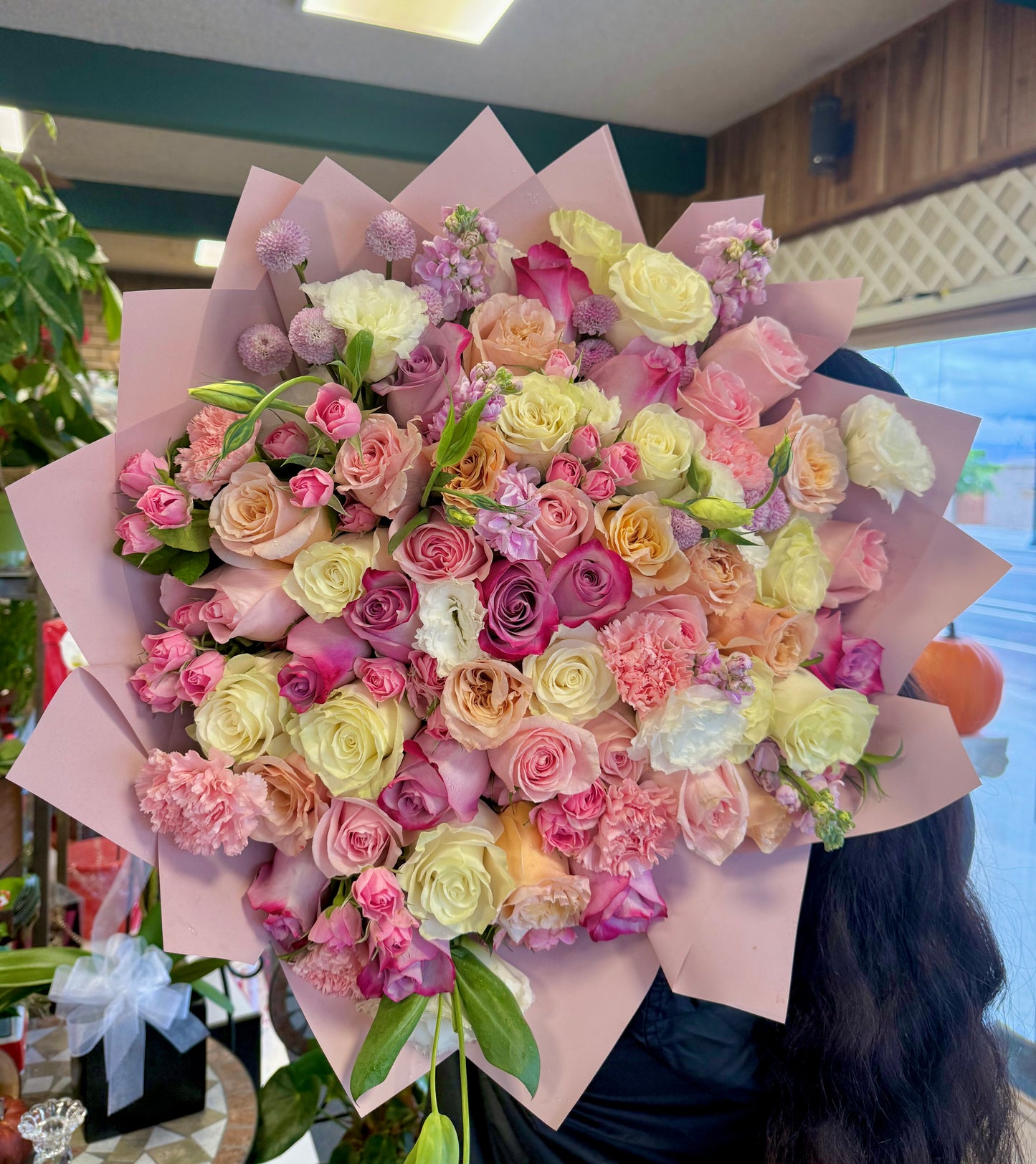 Grandeur of Roses Bloom Wrap