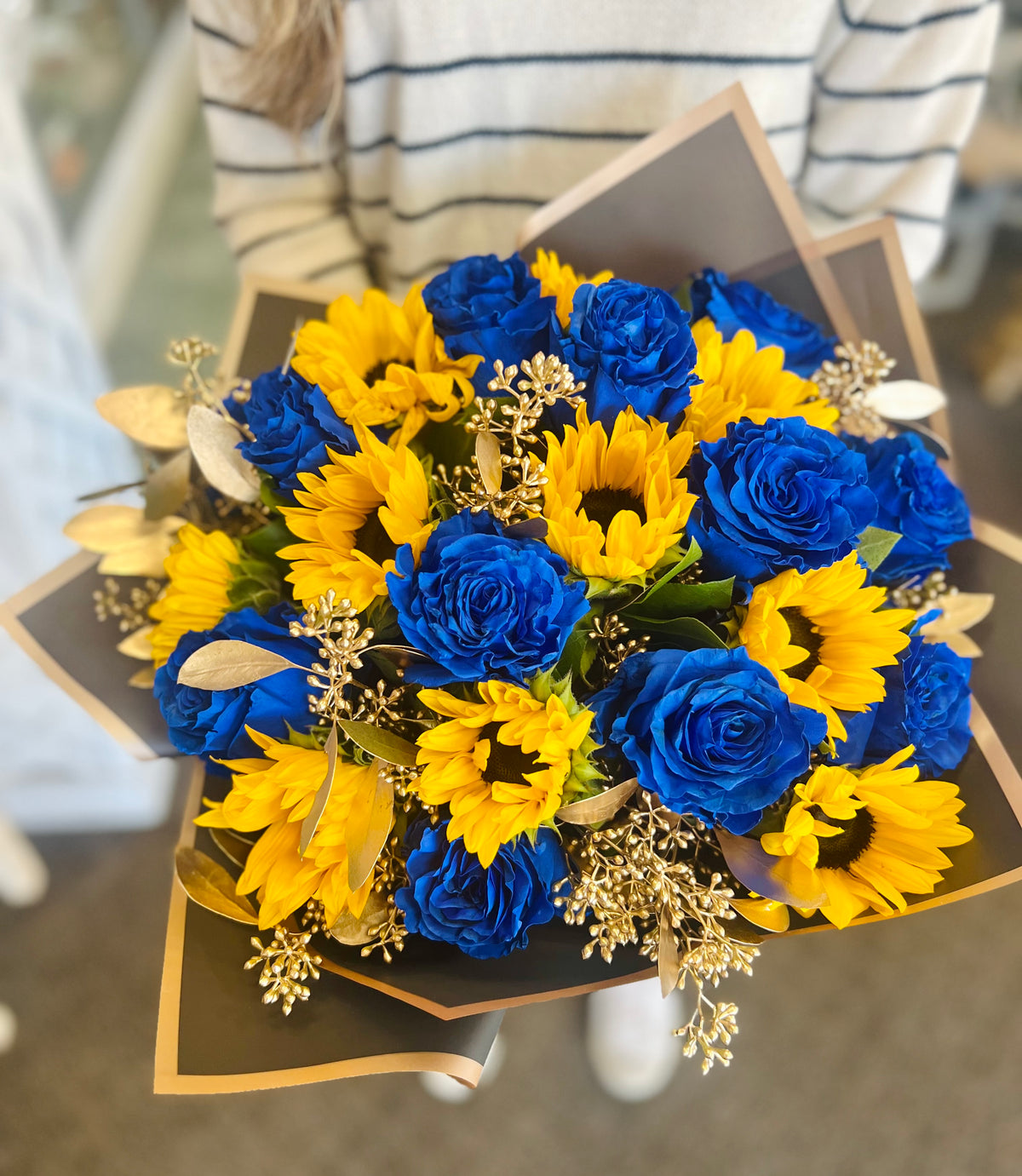Blue Sunshine Bloom Wrap  –  Indio Florist, Indio CA