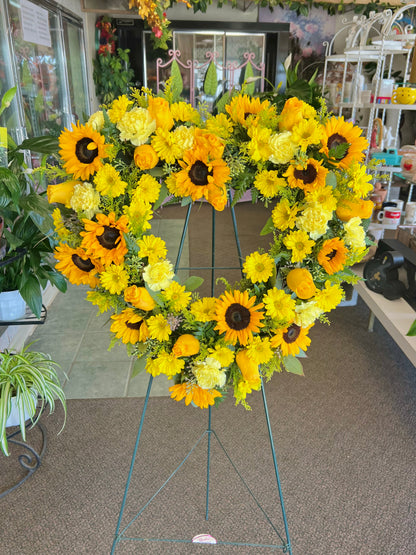 Eternal Sunshine Wreath –  Indio Florist, Indio CA