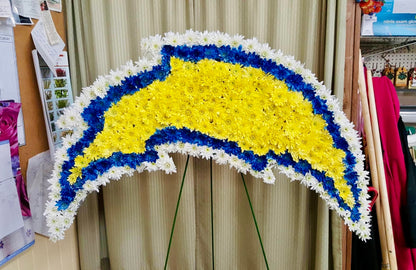 Charger Logo Wreath  –  Indio Florist, Indio CA