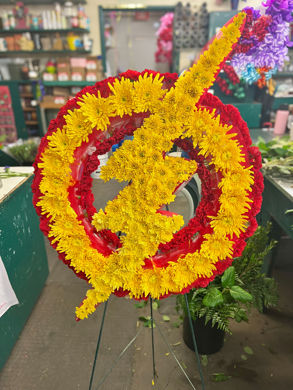 The Flash Wreath  –  Indio Florist, Indio CA
