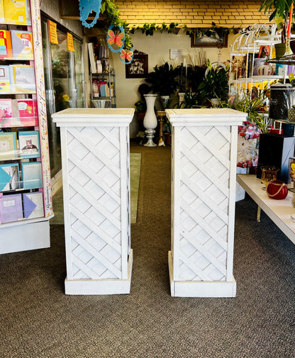 Wooden Pillar  –  Indio Florist, Indio CA