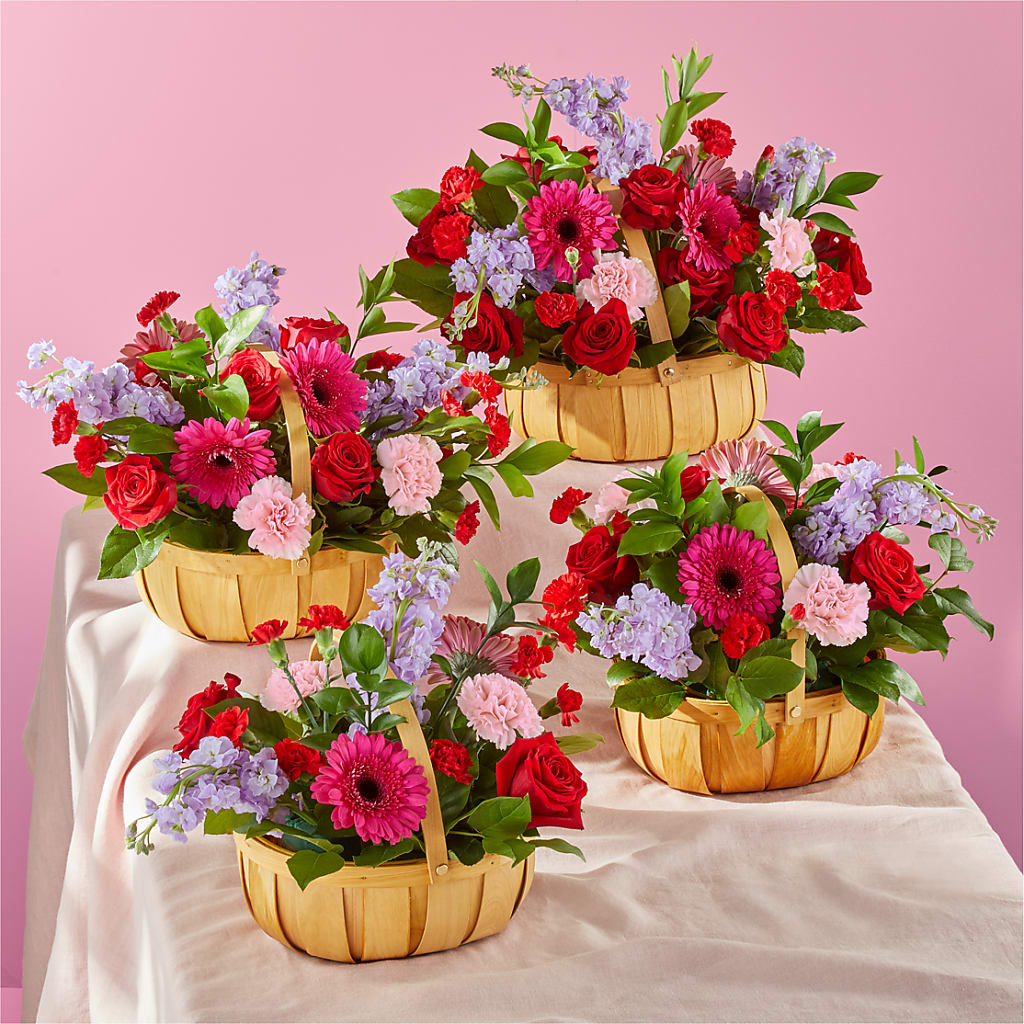 Pink Picnic Basket –  Indio Florist, Indio CA