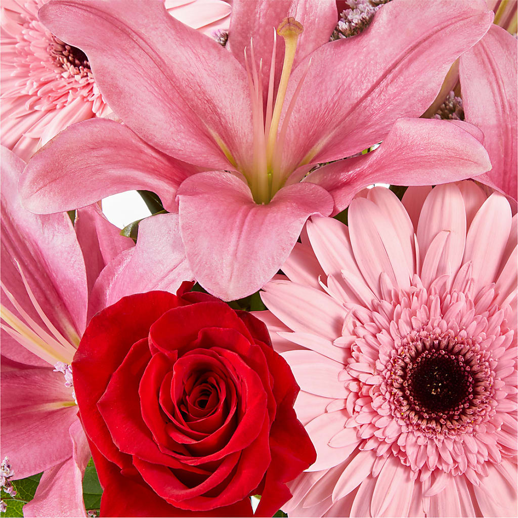 Lots of Love Bouquet –  Indio Florist, Indio CA